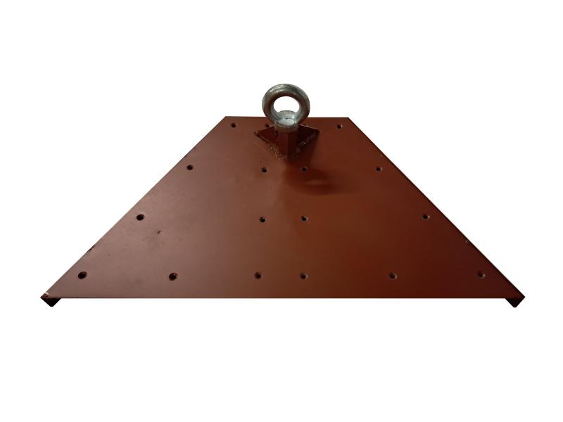 Narożnik szczotek z blachy wraz z uchwytem do zamocownia łańcucha